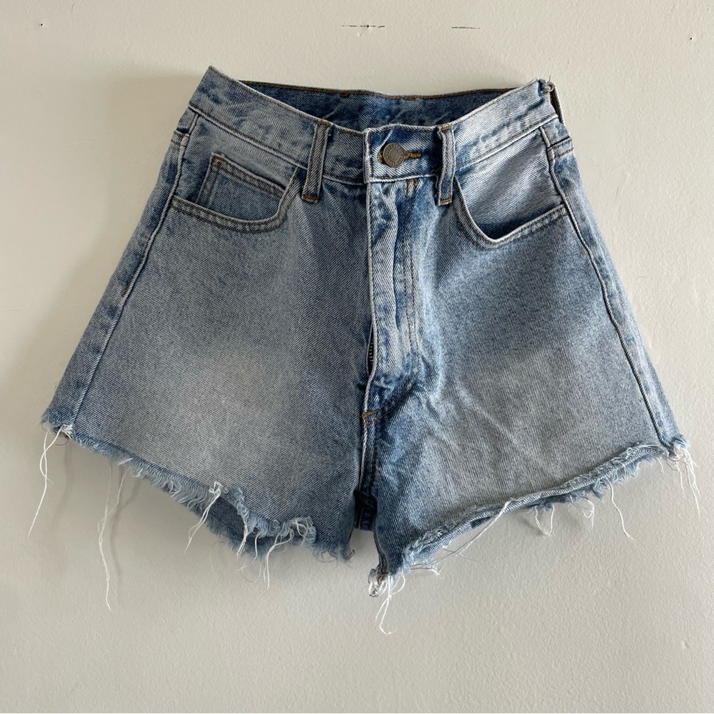 Brandy Melville | J. Galt | Short High Waisted Blue Jeans | Women’s Size Medium
